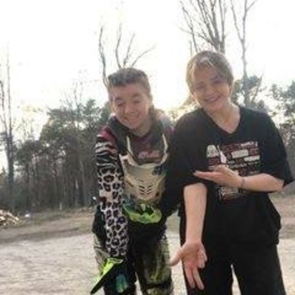 Meet your Posher, Trinity - Picture 1 of 1